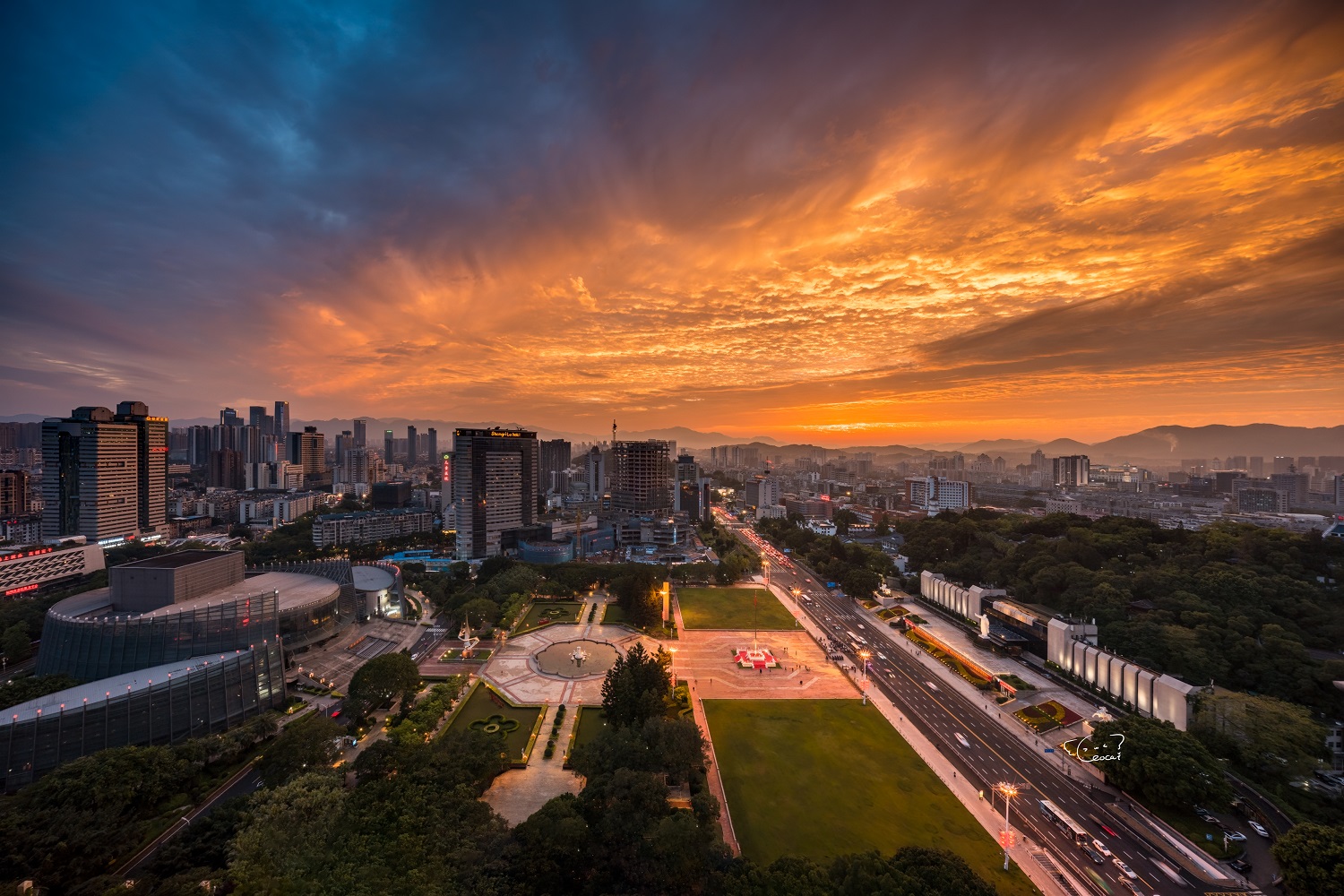 作者姓名：蔡胤霖    镜头型号：FFⅡ 12-24mm F5.6 C-Dreamer